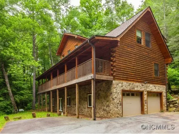 在售hendersonville,3室4卫,独栋别墅