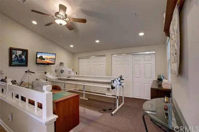 location, this richmond pointe home's expanded floor plan makes
