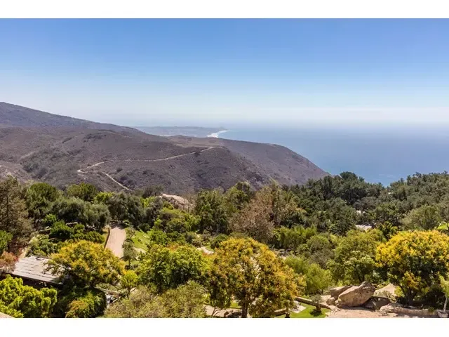 gated and up a private paved road is this appx.