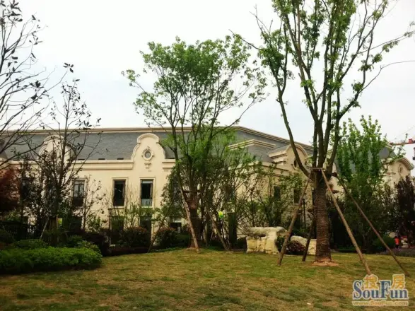 中海黎香湖实景图