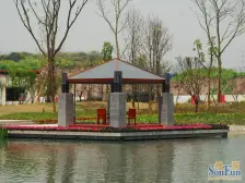 巴国城后门 正规大两房 中间楼层 看中庭 视野好