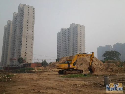  ��ҵʱ���㳡1��1��1���ϳ���850.00Ԫ/�³��� 