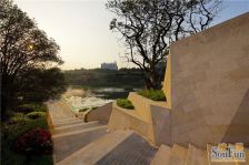 万科松湖中心 4室2厅 东 南 北