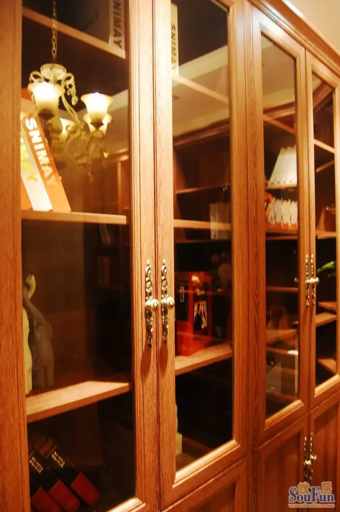 诗尼曼hu玻璃掩门