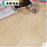 圣象强化复合木地板GT7121浅色枫木