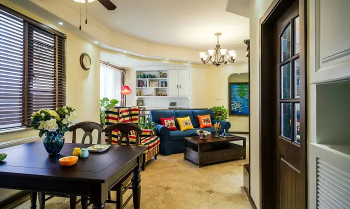 共有94 套6-10万混合型风格三居室餐厅餐厅装修样板间