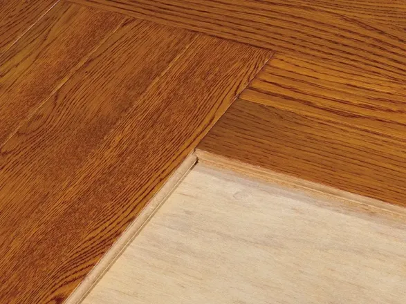 瑞嘉地板栎木实木复合地板7710 环保地板