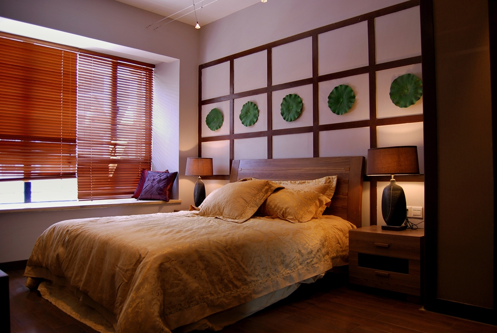 中式古典风格空间装饰多采用简洁、硬朗的直线条