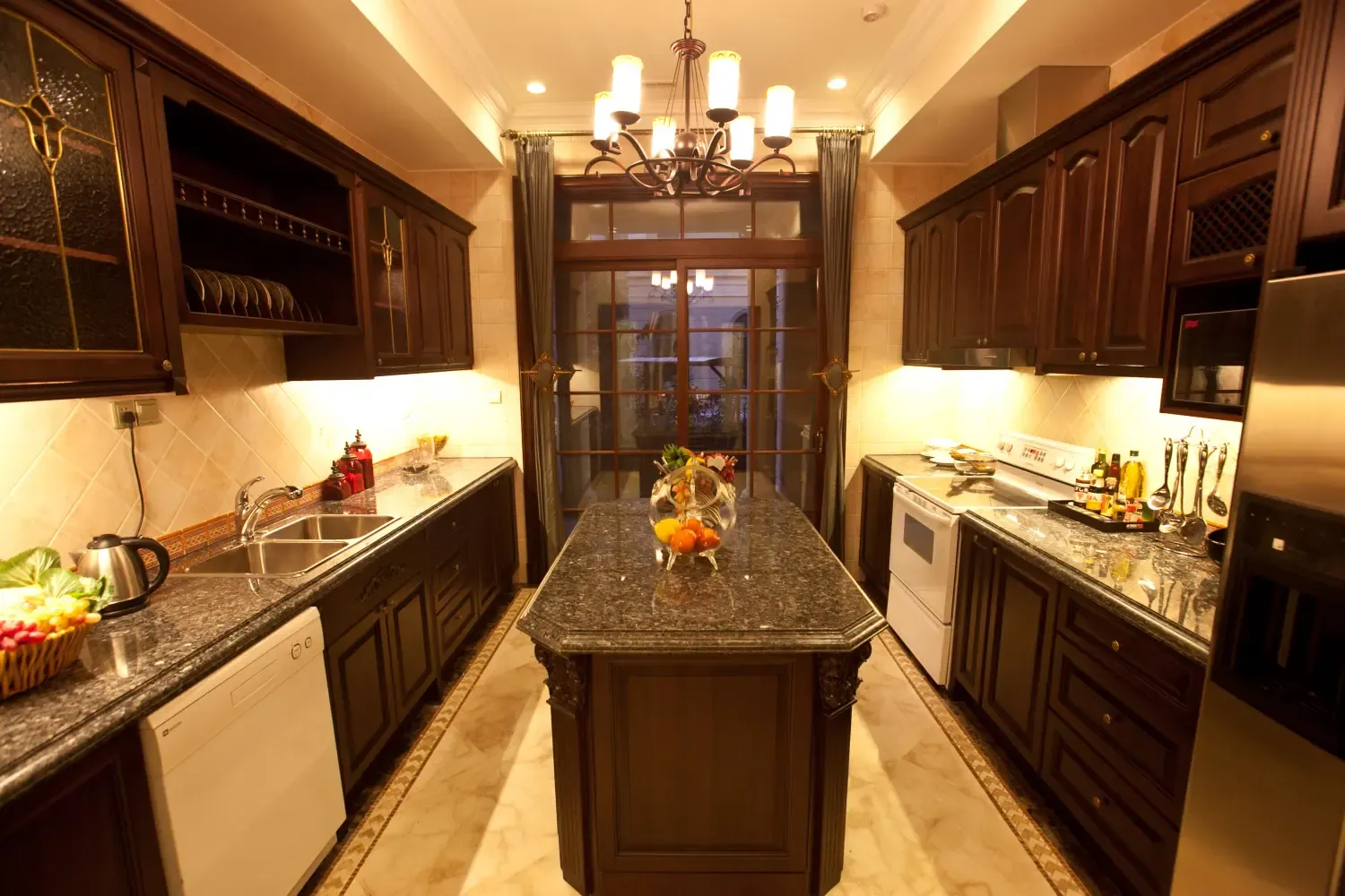 追求华丽,高雅的西式古典风格