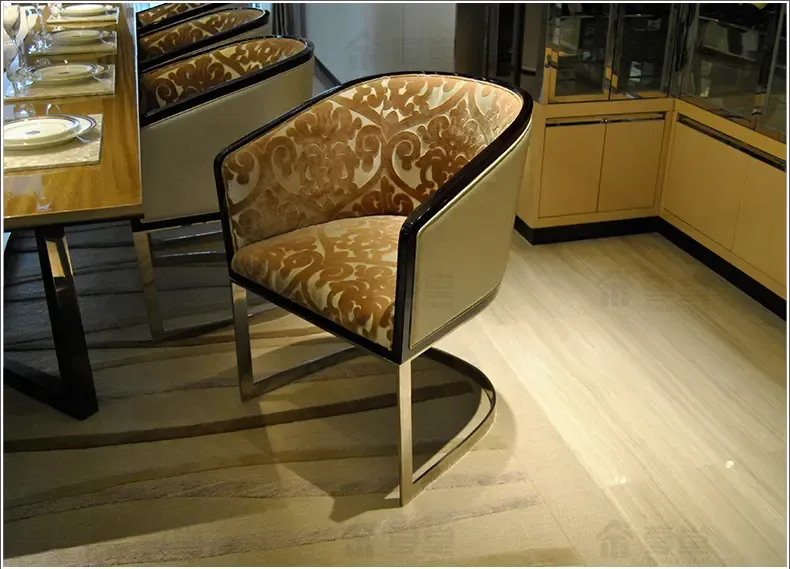 新古典不锈钢布艺餐椅单人扶手软包酒店别墅西餐厅休闲椅子定制