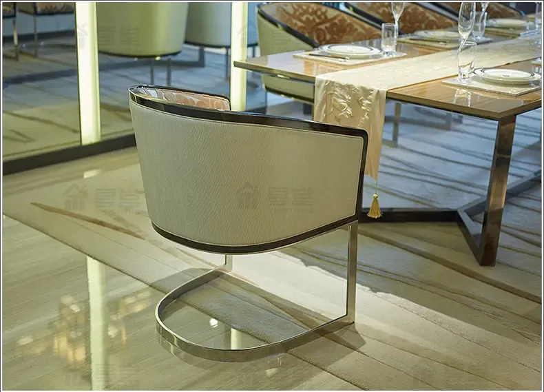 新古典不锈钢布艺餐椅单人扶手软包酒店别墅西餐厅休闲椅子定制