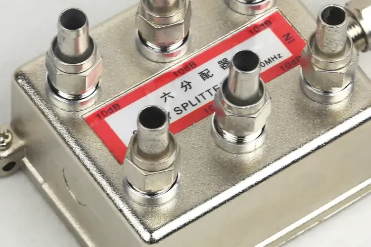 欧奔 有线电视分配器 一分六分支器 闭路电视信号分配器