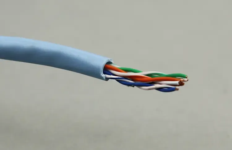 欧奔 电工 电线电缆 国标8芯电脑线网线 散剪1米