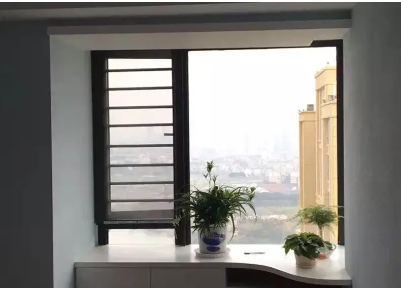 众冉防护纱窗防蚊防护栏隐形卷帘式铝合金门窗 免费上门全国定做