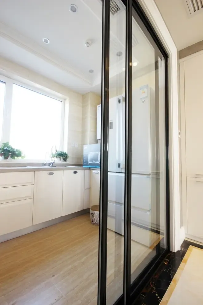 110平简欧风三居 低调奢华、精美无比!