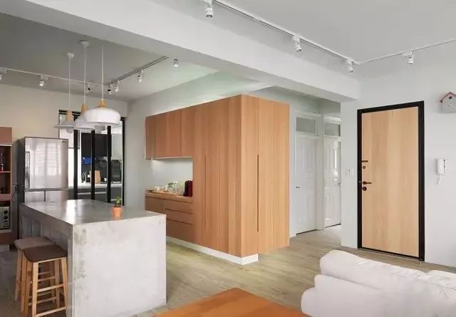 115平米四居室设计说明，12万元装修的现代简约风格有什么效果？-和平小区装修